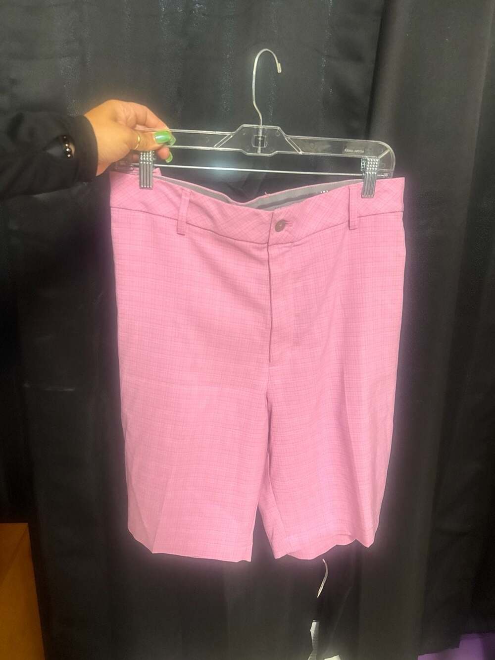 Walter Hagen Men's Pink Grid Pattern Golf Shorts Size 42